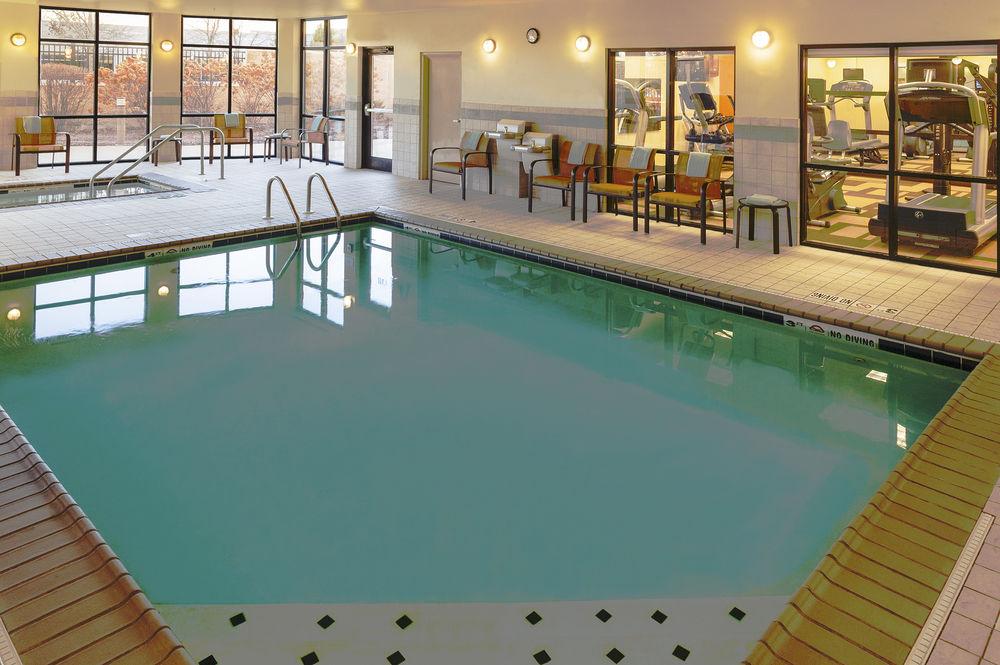 Courtyard By Marriott Chicago Schaumburg/Woodfield Mall Zewnętrze zdjęcie